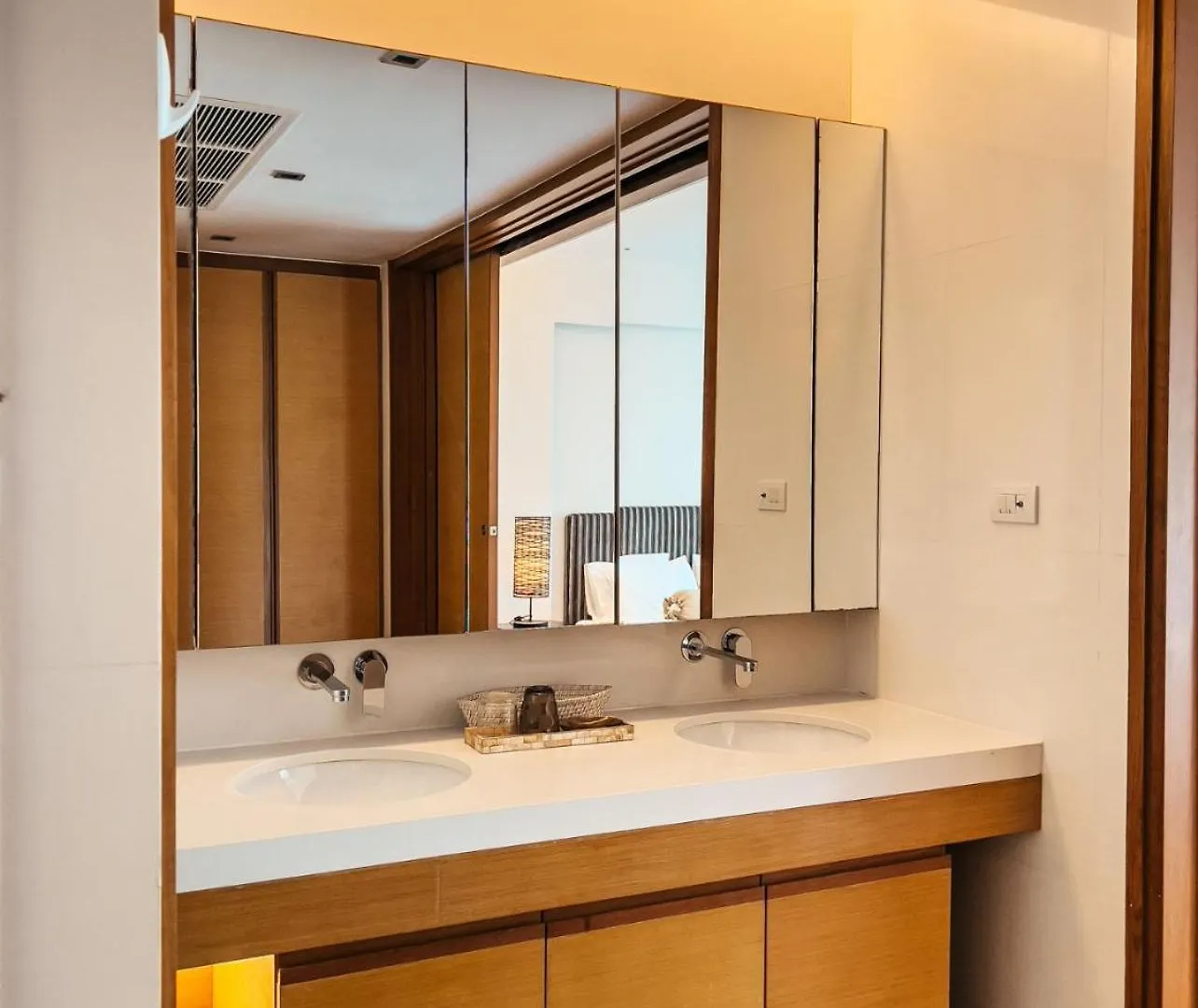 Pearl Of Naithon , 4 Bedroom Phuket Apartment